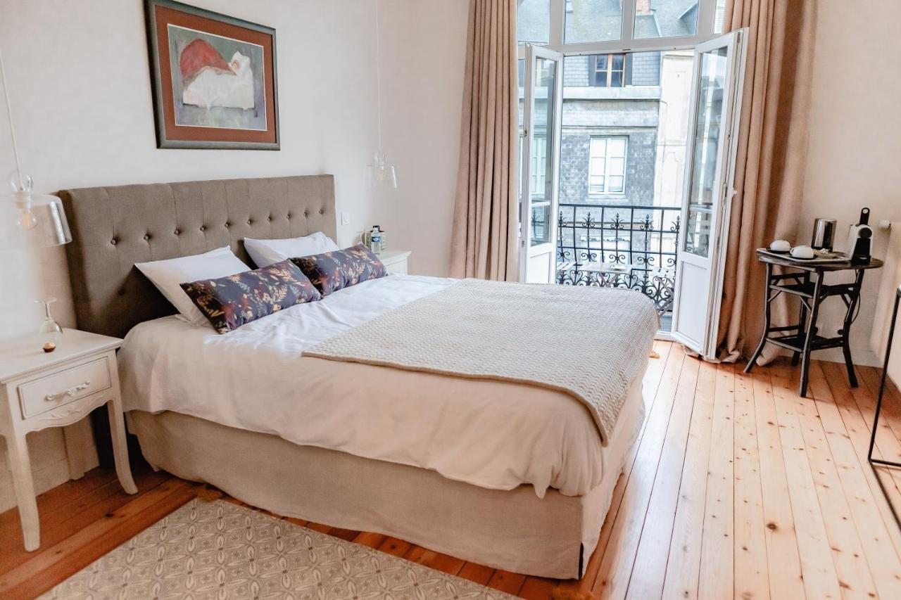 Bed & Breakfast Les D'agnès- Roméo Et Juliette Honfleur